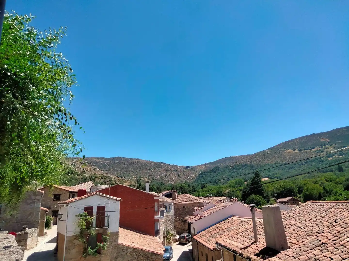 Vista exterior de Casa adosada en venta en Navacepedilla de Corneja con Calefacción y Trastero