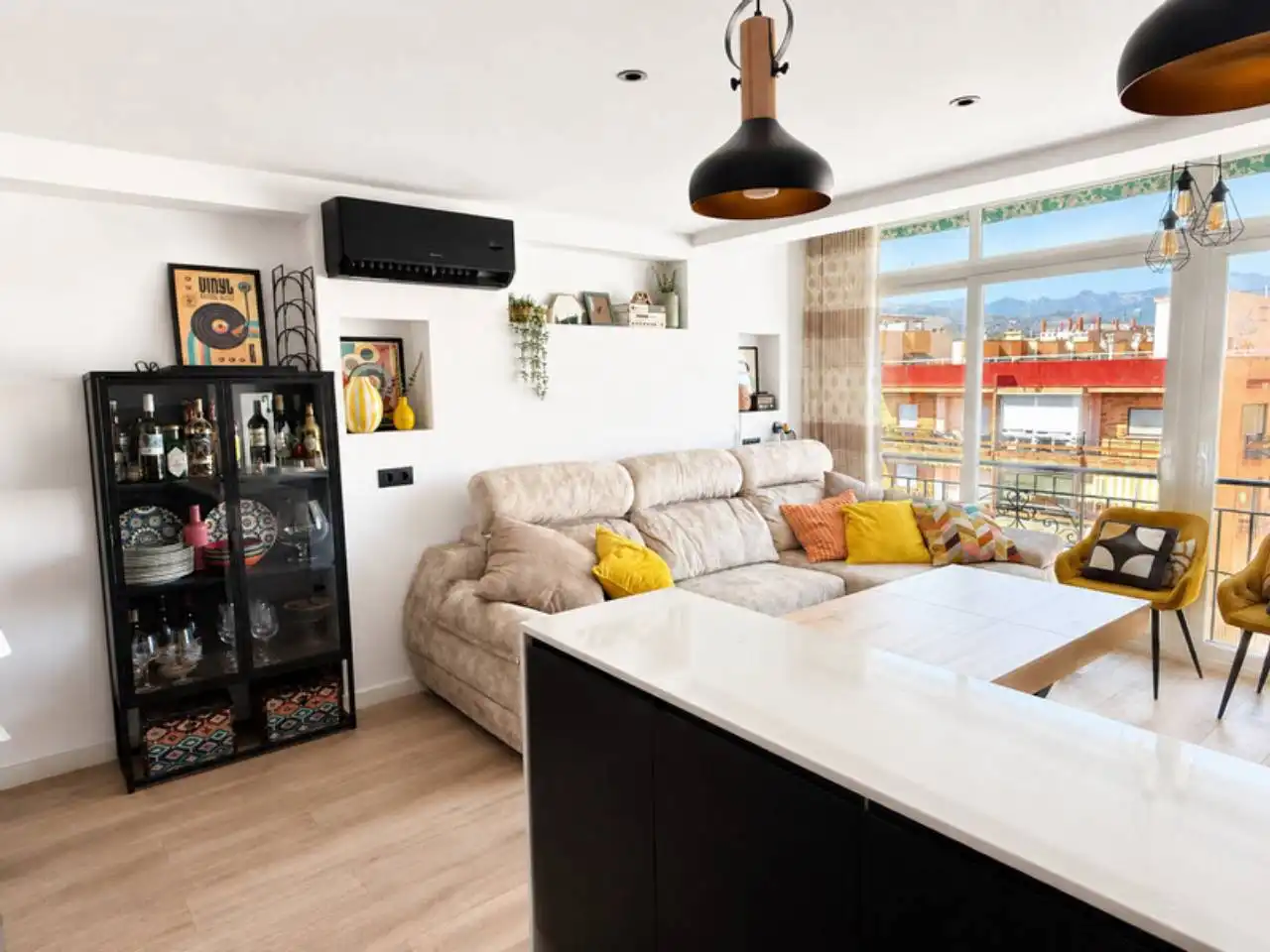 Living room of Apartments for sale in Almuñécar  with Air Conditioner