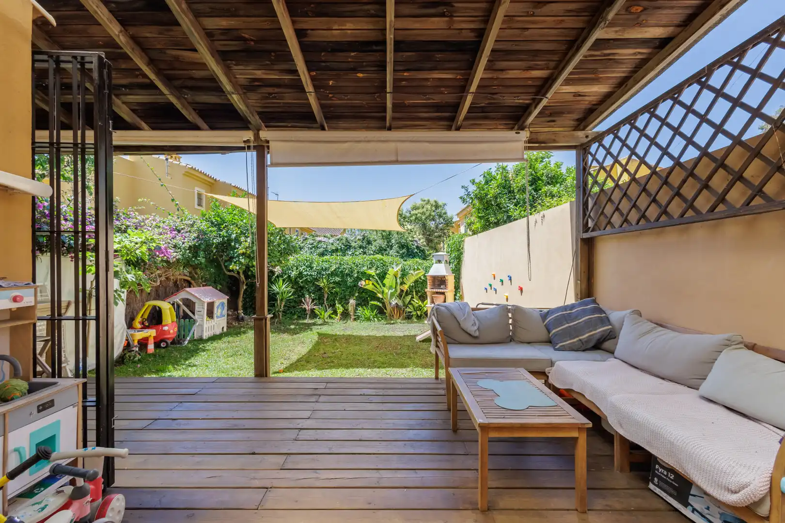 Terrassa de Casa adosada en venda en El Puerto de Santa María amb Jardí privat i Terrassa
