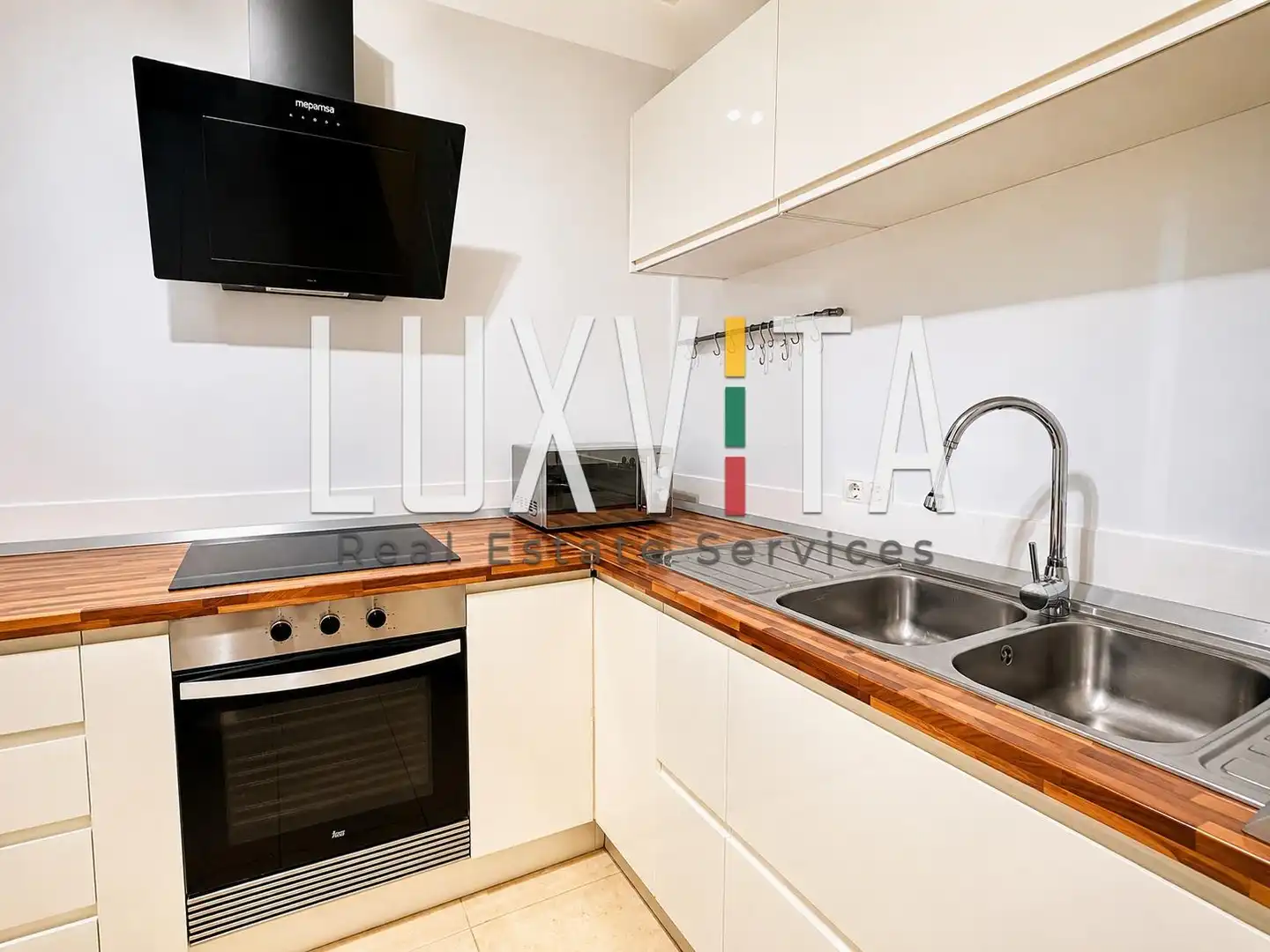 Cocina de Apartamento en venta en San Miguel de Abona con Jardín privado, Terraza y Amueblado