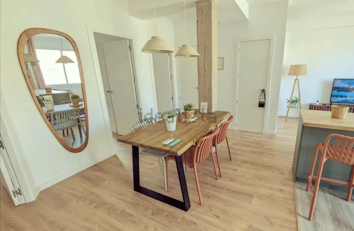 Dining room of Flat for rent in Valencia  with Air Conditioner, Heating and Furnished