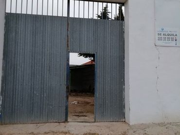 Nau industrial en venda a San Isidro