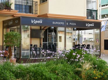 Local comercial en traspaso en Feria de Jerez 2