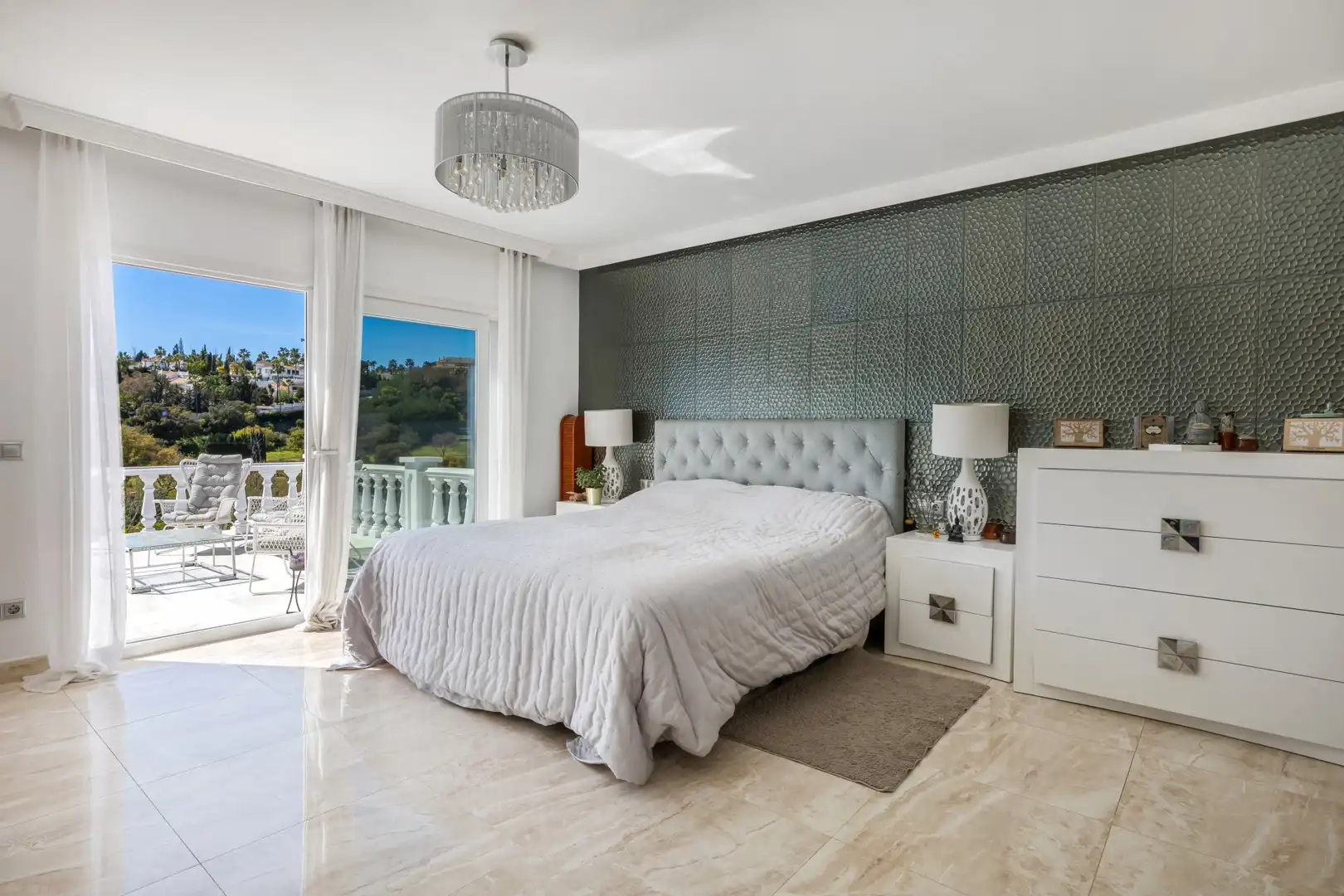 Casa con terraza en venta en Elviria - Cabopino, imagen 23