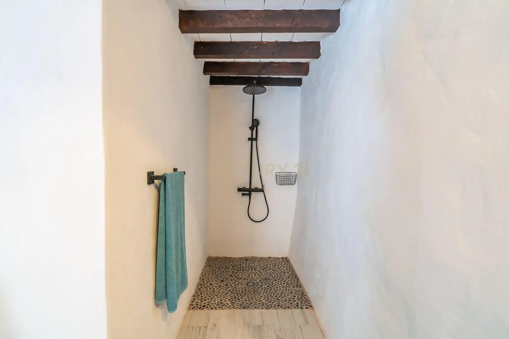 Bany de Casa o xalet en venda en Málaga amb Aire condicionat, Jardí privat i Traster