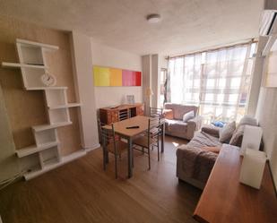 Living room of Flat to rent in  Granada Capital  with Balcony