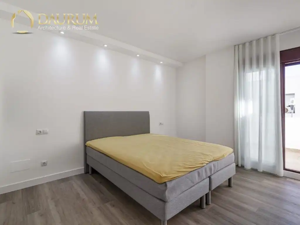 Habitación de Dúplex en venta en Marbella con Aire acondicionado, Calefacción y Terraza