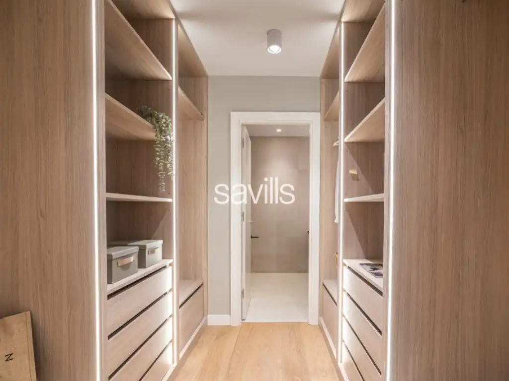 Habitación de Apartamento en venta en Barcelona con Aire acondicionado, Horno y Lavadora