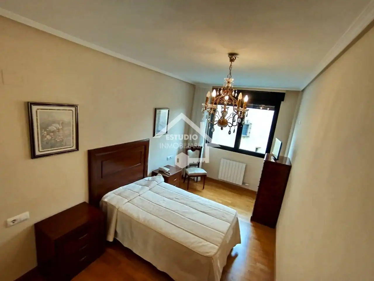 Schlafzimmer von Wohnung zum Verkauf in Oyón-Oion mit Heizung, Abstellraum und Balkon