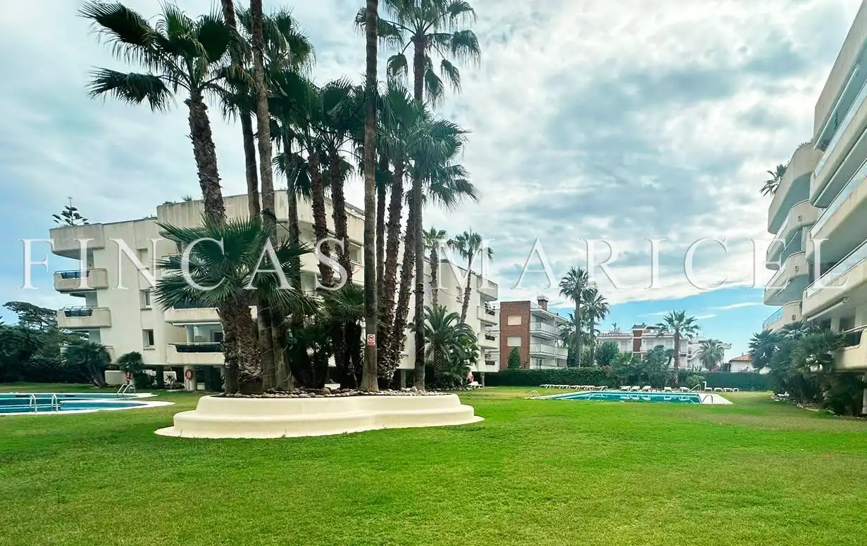 Appartement avec piscine à vendre à Can Girona - Terramar - Vinyet