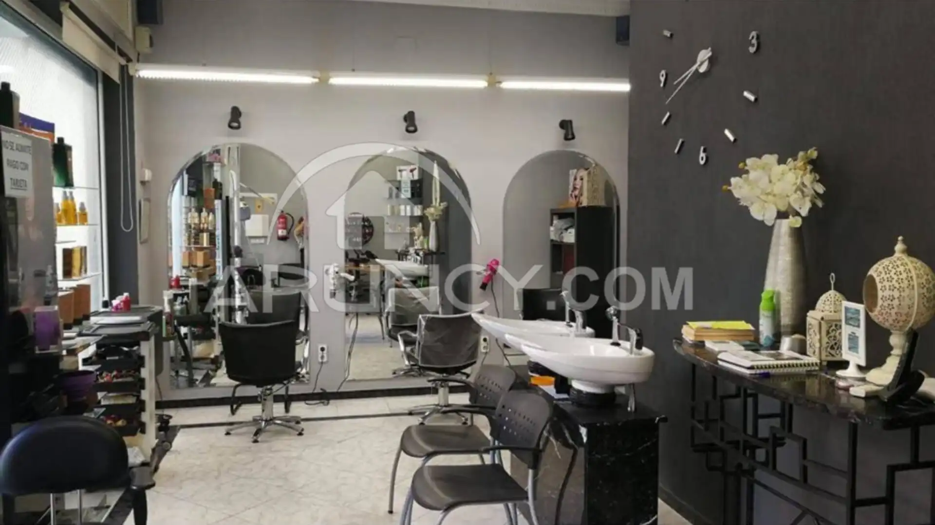 Local en venta en  Sevilla Capital con Aire acondicionado