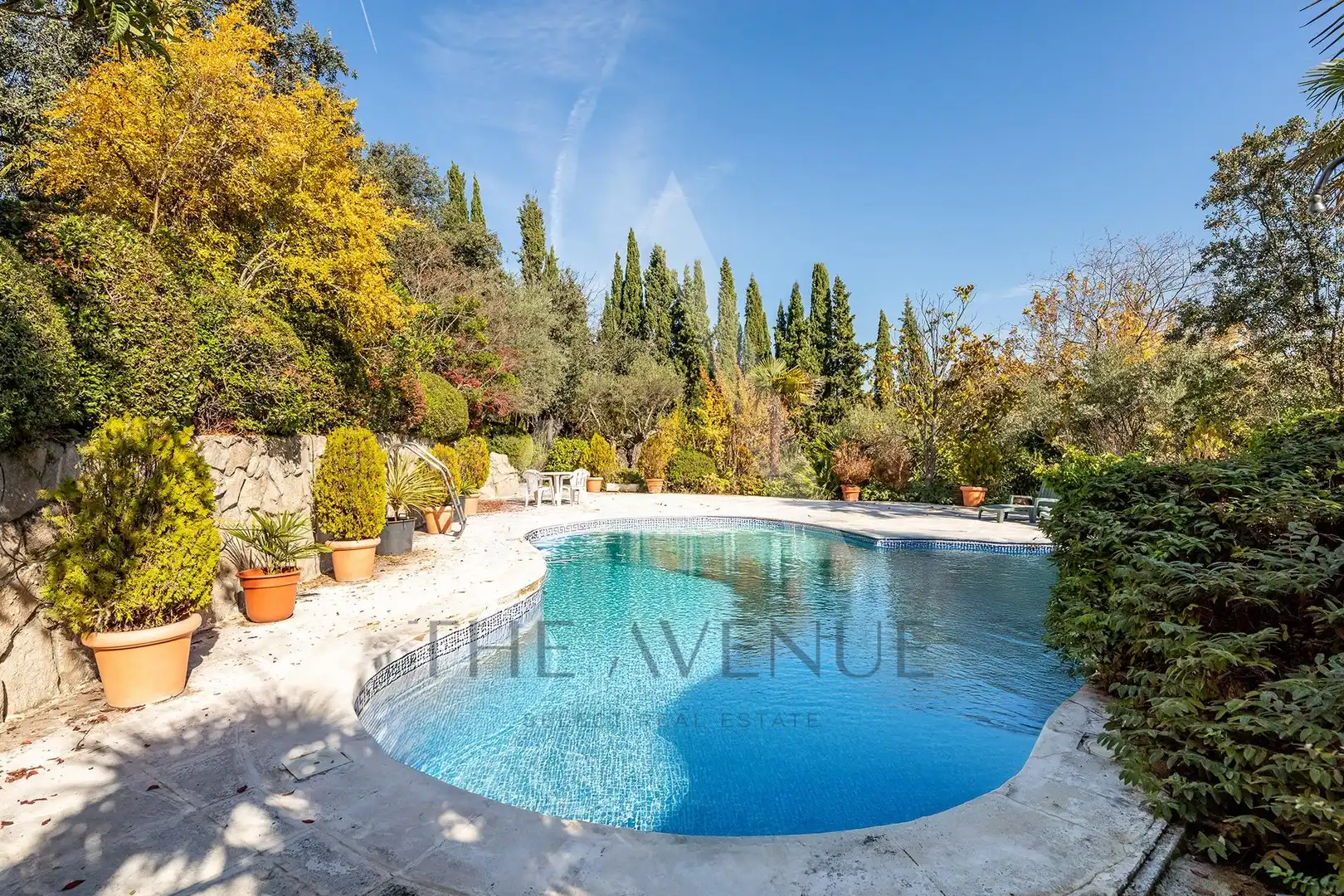 Piscina de Casa o xalet en venda en Las Rozas de Madrid amb Calefacció, Jardí privat i Parquet