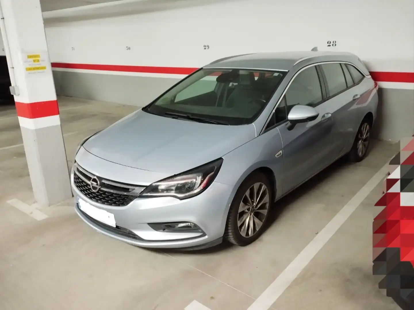 Parking of Garage for rent in Soria Capital 