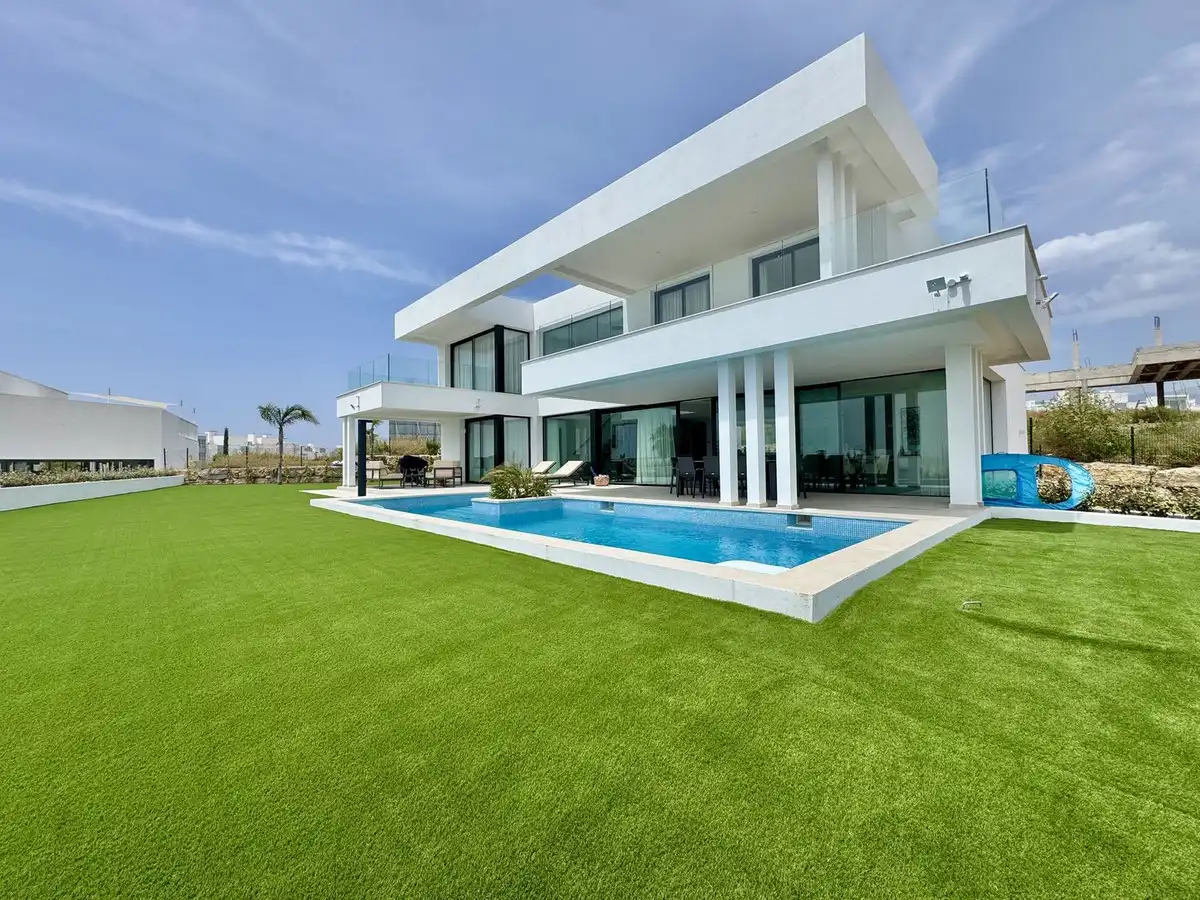 Casa con piscina en venta en Estepona - Estepona,Cancelada,Calle Arminio, imagen 47