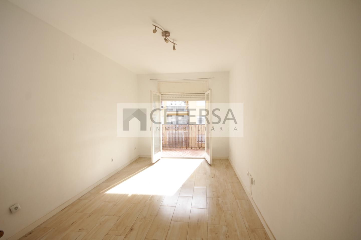 Study for sale in Carrer de Maignon, La Salut
