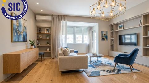 Espectacular propiedad de 162m2 con techos altos y balcón, cerca de plaza Canovas y jardines del Turia, imatge 2