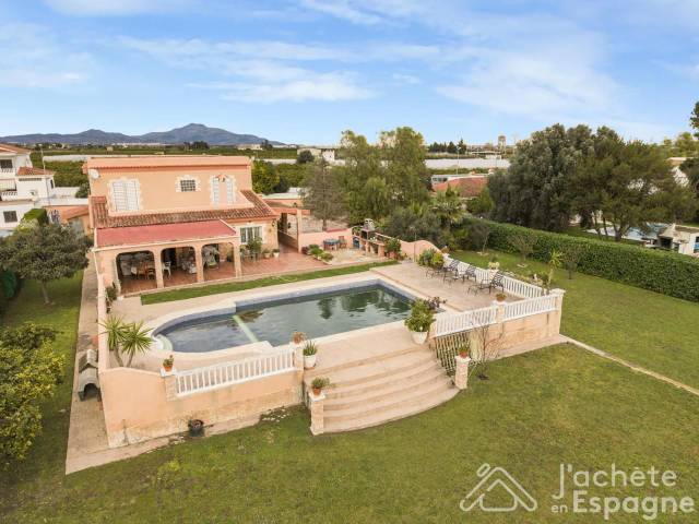 Casa-chalet en Venta en Carrer de Vistabella D en Vistabella