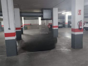 Individuel à vendre à Calle Ángeles Martínez Chacón 27
