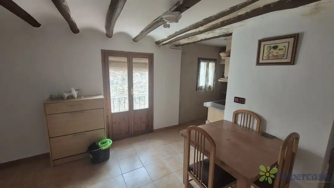 Casa con terraza en venta en Cervera del Río Alhama, imagen 4