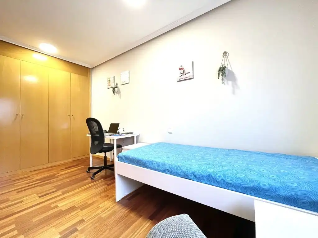 Piso de alquiler en DEL MEDITERRANEO, El Mirador - Grillero