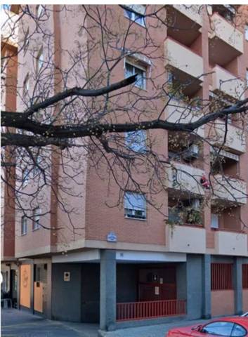 Garaje en Alquiler en Calle Maria Teresa de Léon, 13 en Joaquina Eguaras