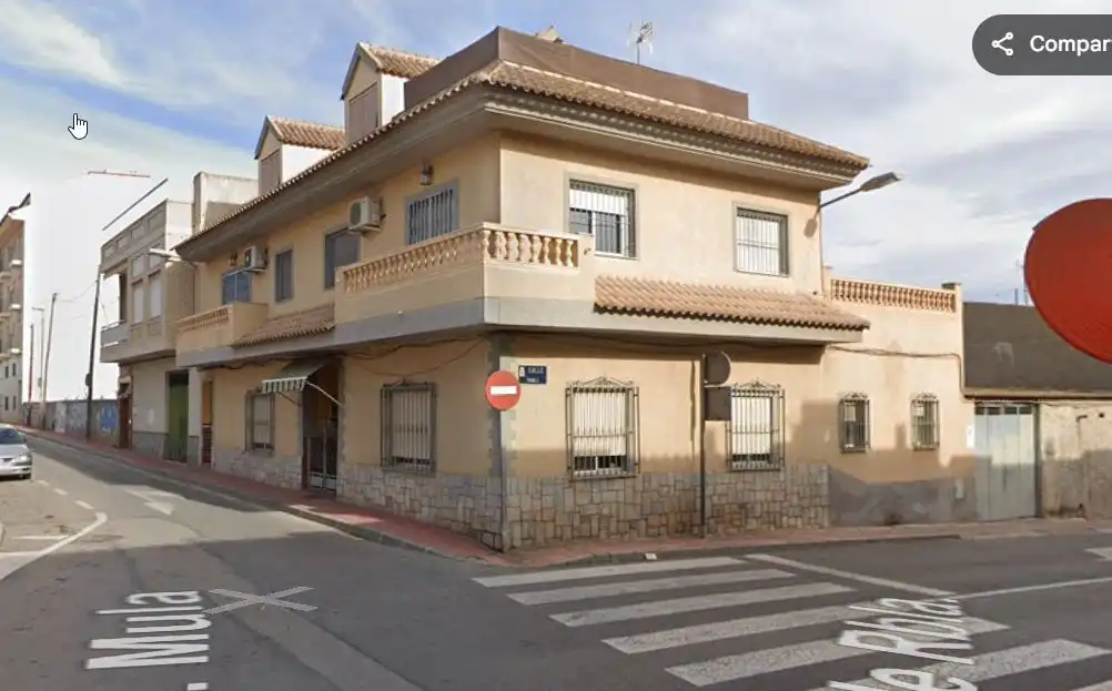 Vista exterior de Casa o xalet en venda en Murcia amb Terrassa i Balcó