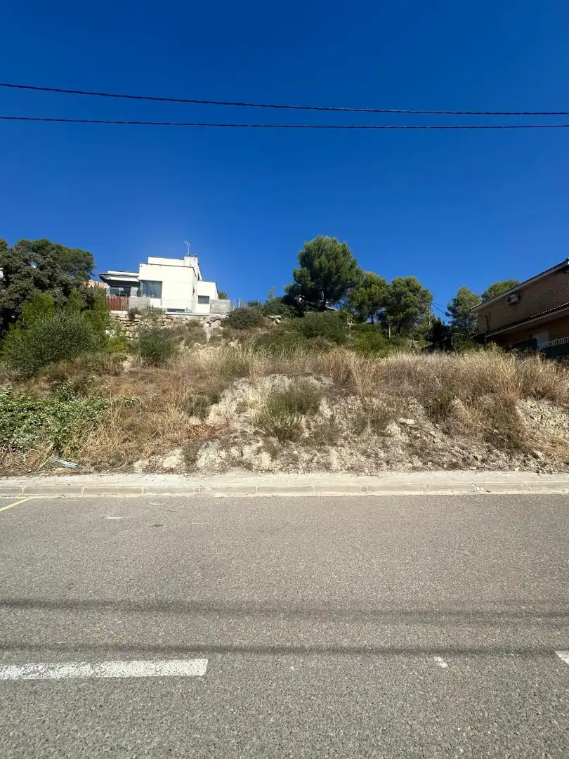 Residential land for sale in Carrer de la Font 18, imagen 2