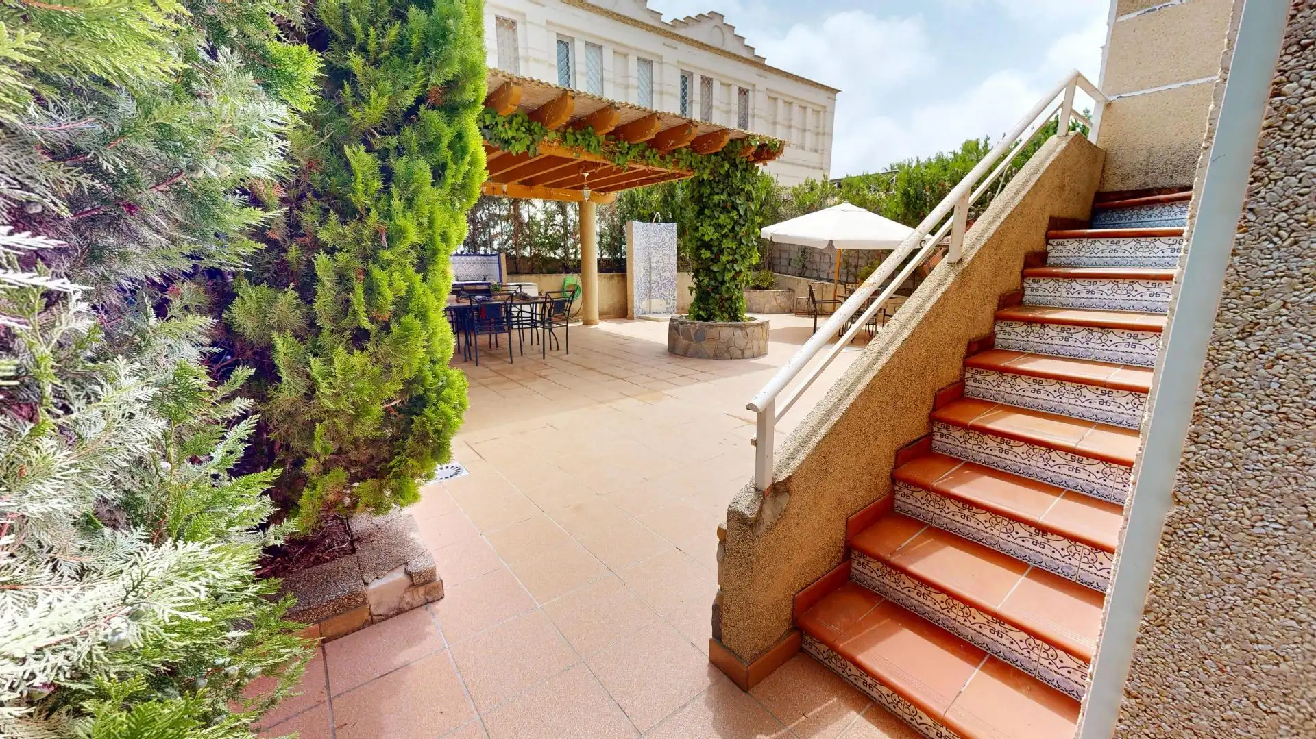 Terrassa de Casa o xalet en venda en Torrevieja amb Aire condicionat, Calefacció i Jardí privat