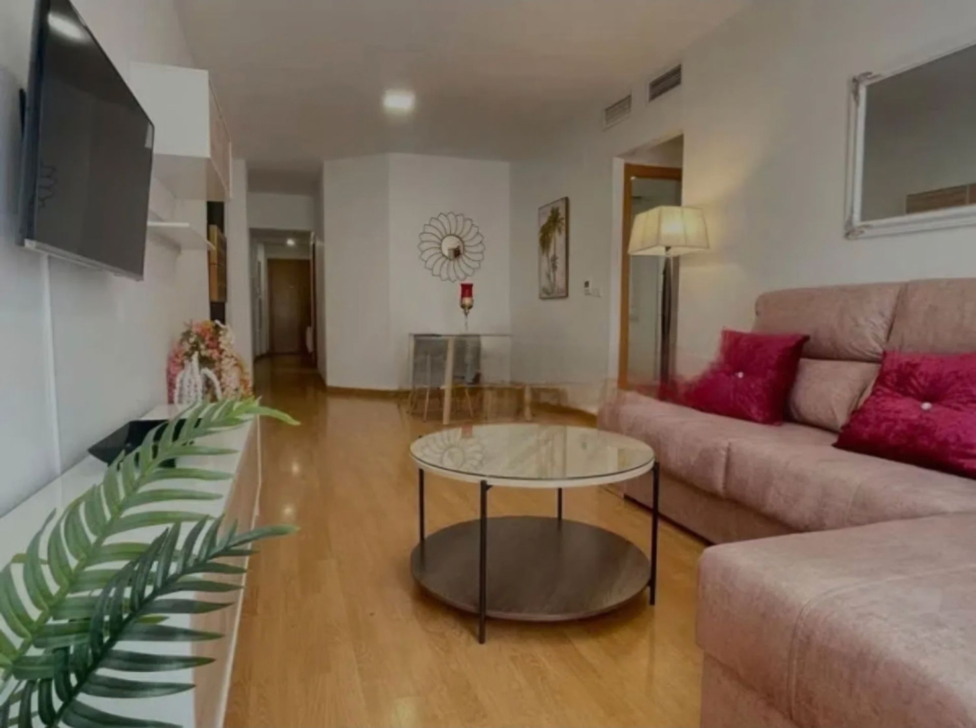 Sala d'estar de Pis de lloguer en Santa Fe amb Aire condicionat, Moblat i Balcó