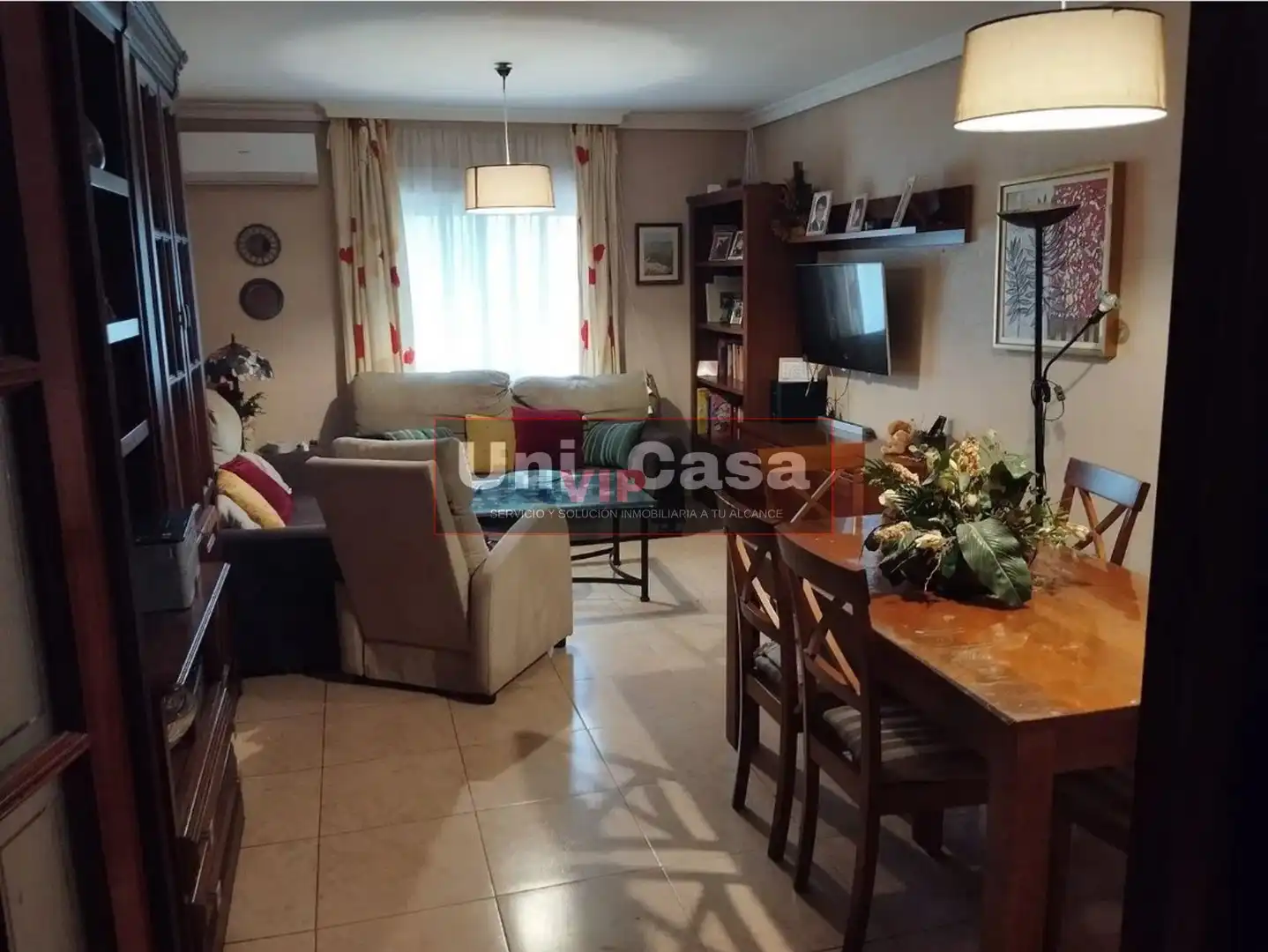 Sala d'estar de Pis en venda en Córdoba amb Aire condicionat i Jardí privat