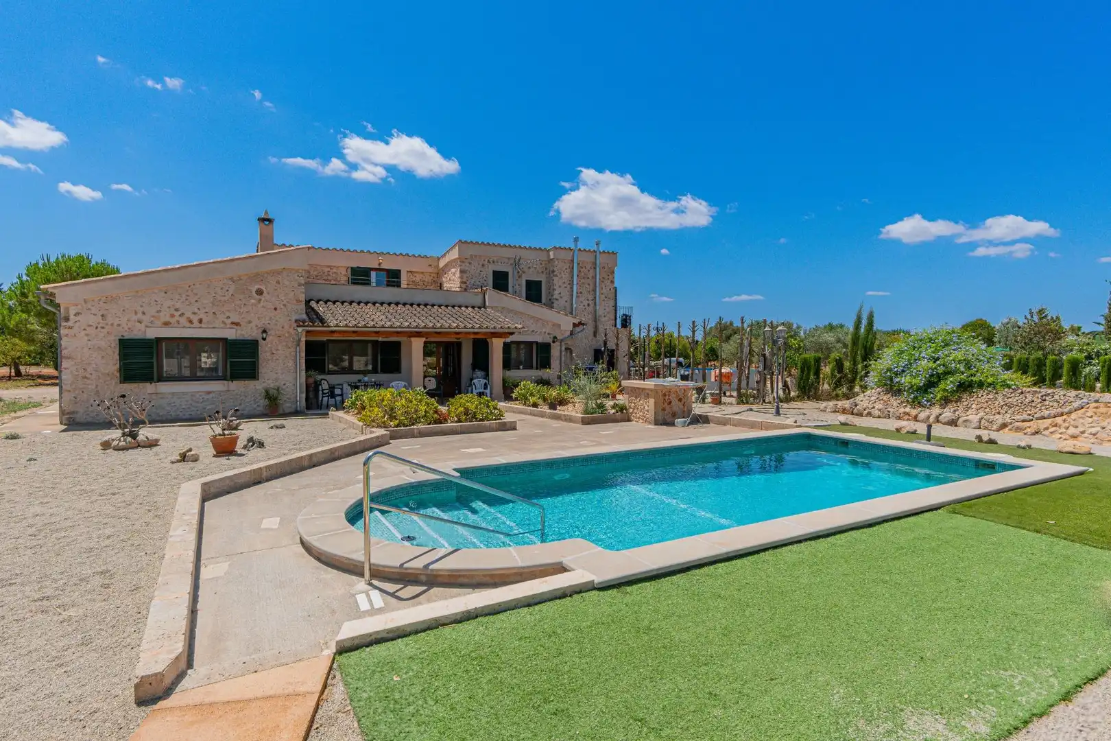 Swimming pool of Country homes for sale in Inca  with Air Conditioner, Heating and Private garden