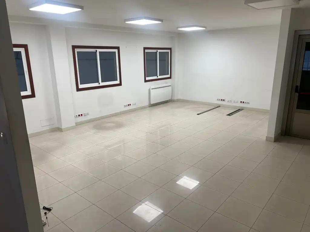 Industrial buildings for rent in Bergondo  with Heating