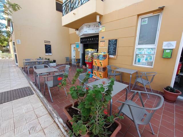 Local comercial en Alquiler en Cho - Parque de la Reina