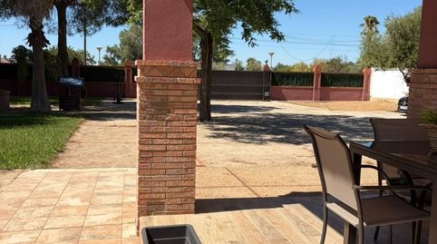 MAGNÍFICA PARCELA CON DOS VIVIENDAS EN URBANIZACIÓN LA CELADAMagnífica propiedad situada en la urbanización La Celada, sobre suelo, imagen 2