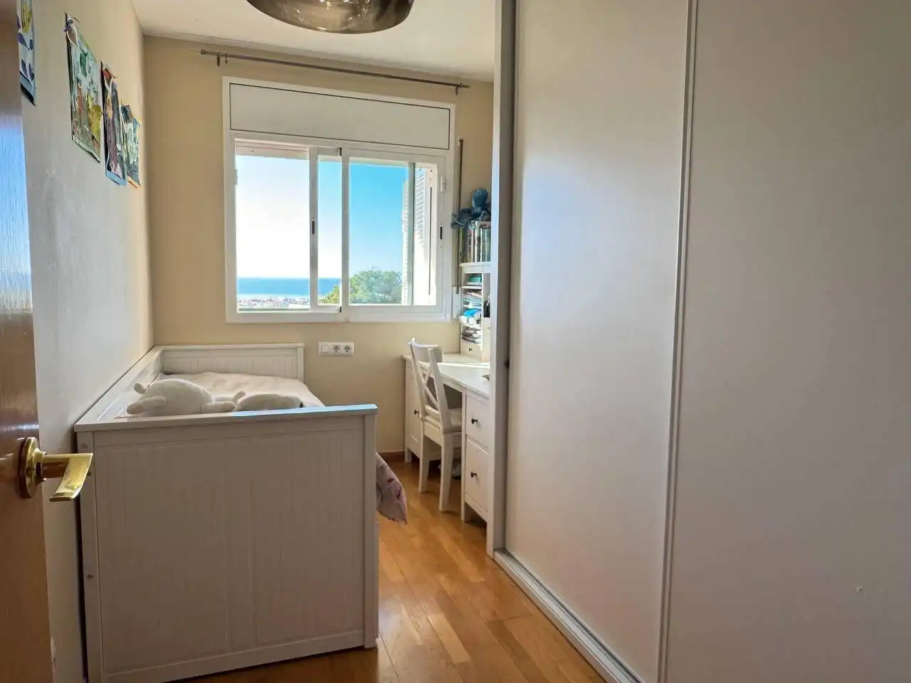 Schlafzimmer von Maisonette zum Verkauf in Sitges mit Klimaanlage, Privatgarten und Terrasse