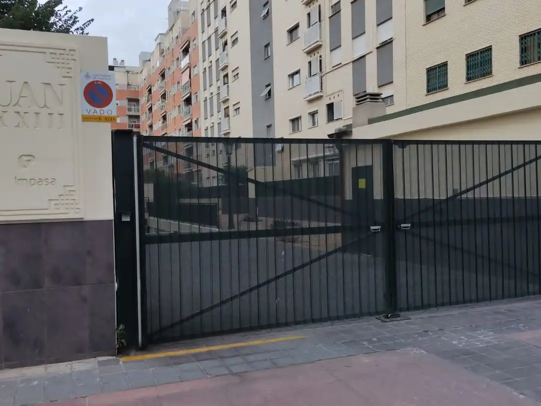 Parking of Garage for rent in Valencia