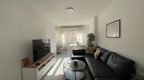 Foto 2 de Piso en venta en Dels Països Catalans, Veïnat, Salt