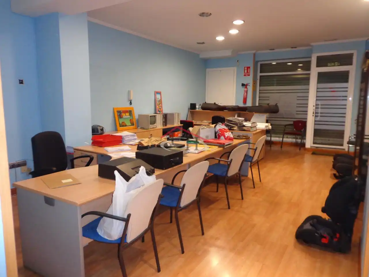 Local comercial en venda a JUAN RAMON JIMENEZ, imagen 2