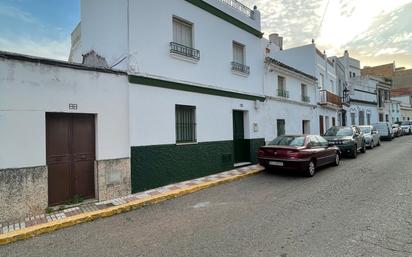 Casa adosada en venda a Alcalá del Río