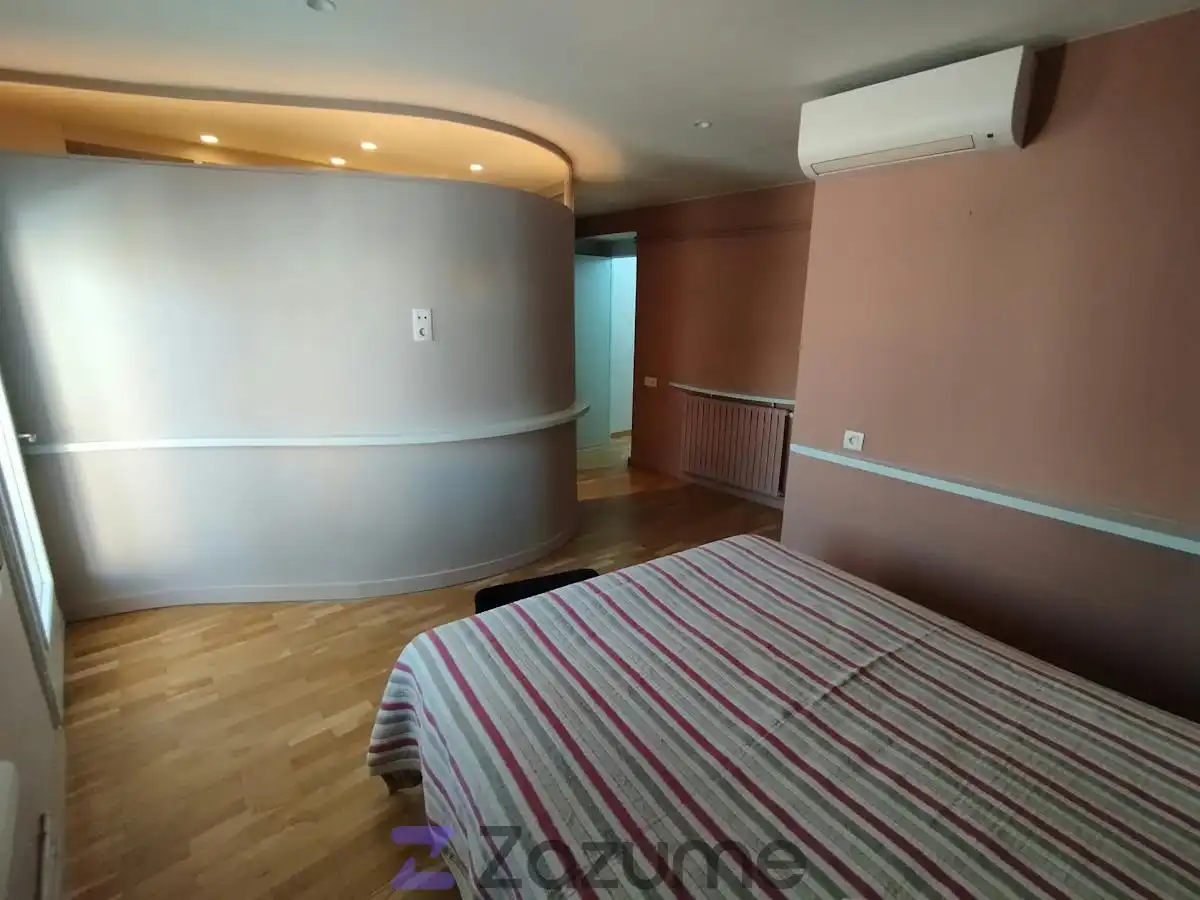 Habitación de Piso de alquiler en Terrassa con Aire acondicionado, Calefacción y Amueblado