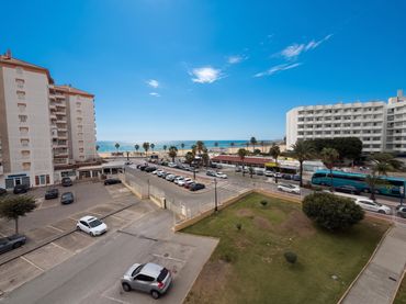 Piso con balcón en venta en Valdelagrana