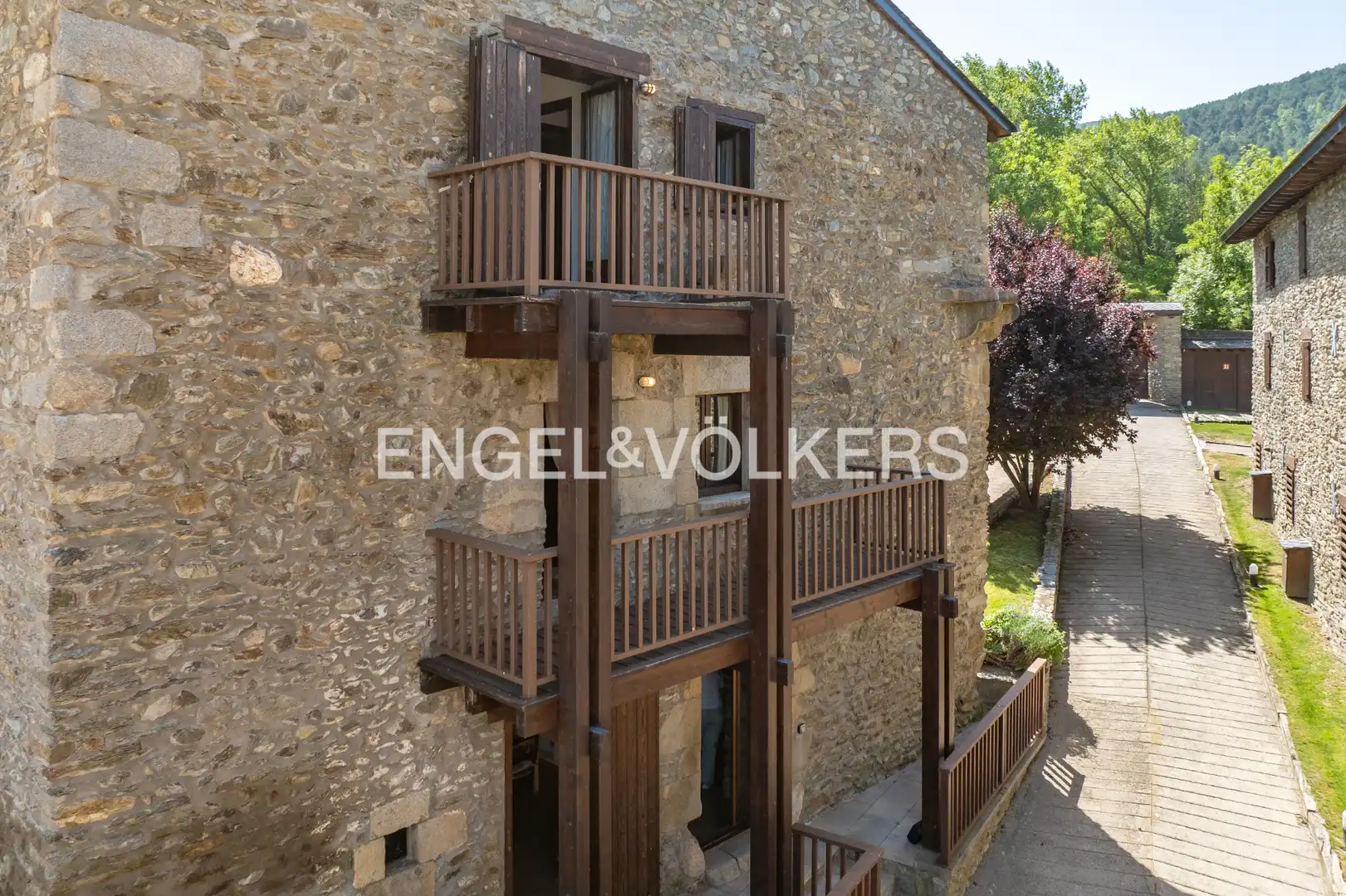 Terraza de Casa adosada en venta en Fontanals de Cerdanya con Calefacción, Parquet y Terraza