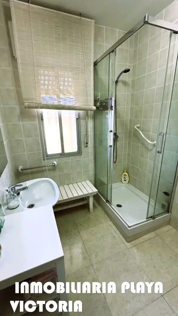 Baño de Casa o chalet en venta en Conil de la Frontera con Aire acondicionado, Jardín privado y Piscina
