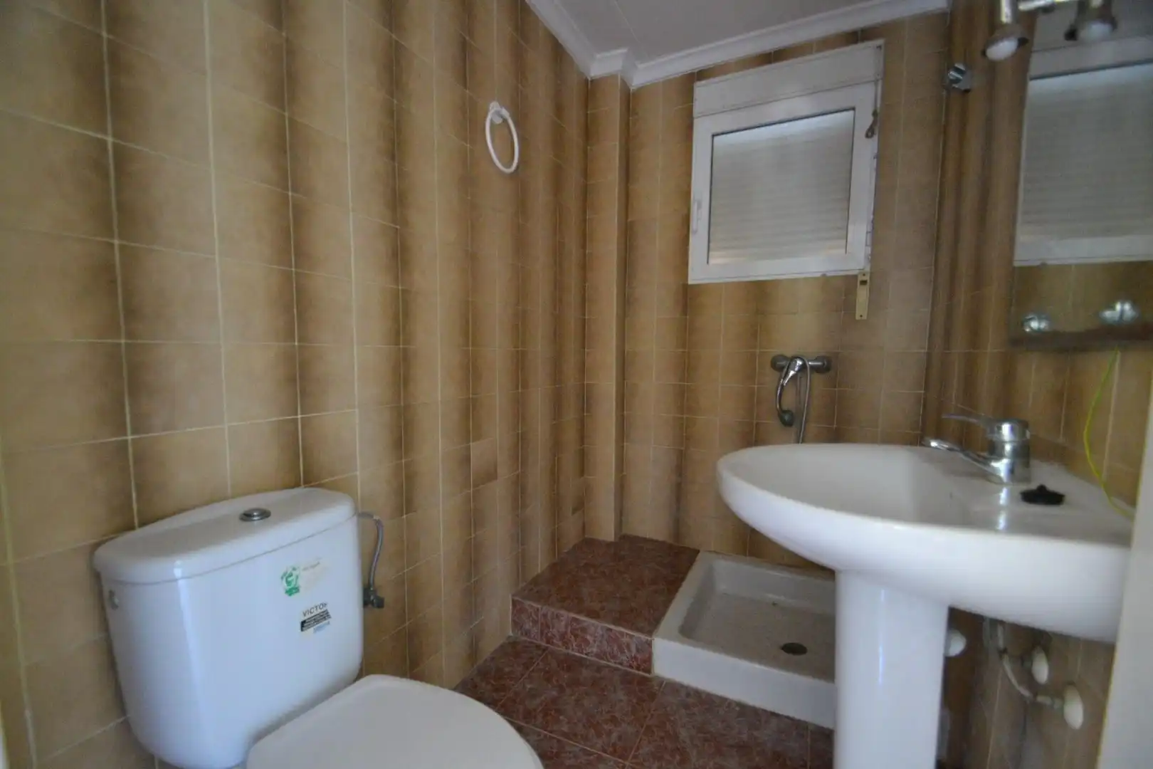 Baño de Finca rústica en venta en Deltebre con Jardín privado y Trastero