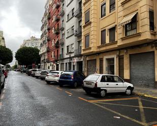 Vista exterior de Local en venda en  Valencia Capital amb Terrassa