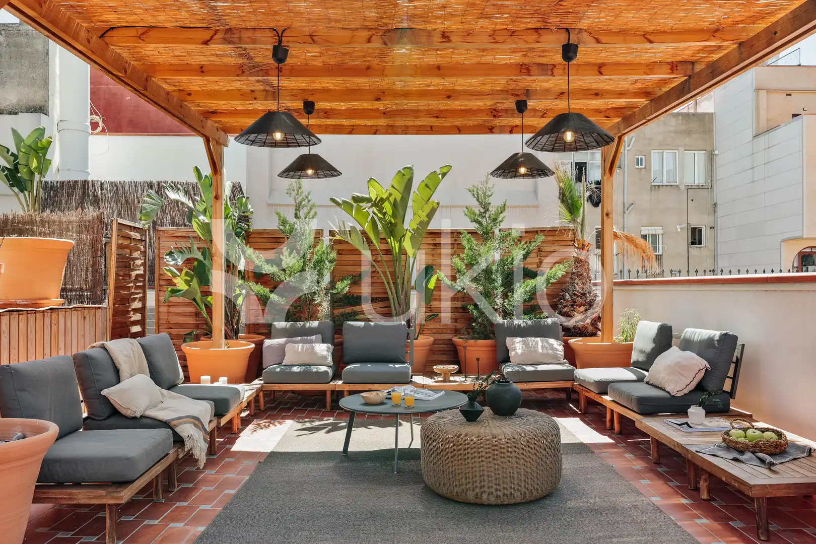 Terrassa de Apartament de lloguer en Barcelona amb Aire condicionat, Calefacció i Moblat