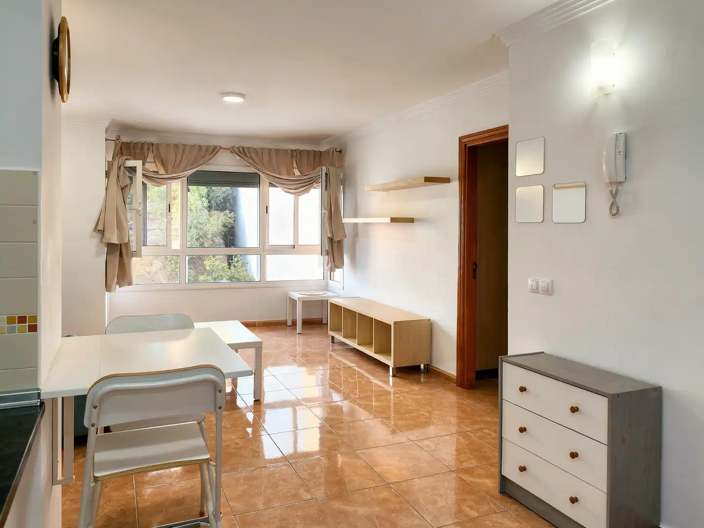 Habitación de Apartamento en venta en Telde con Trastero, Amueblado y Lavadora