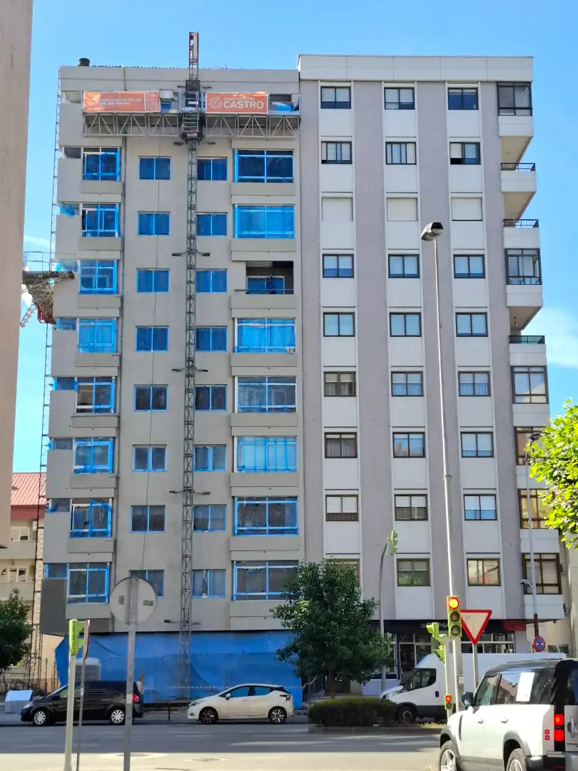 Vista exterior de Piso en venta en Vigo  con Calefacción y Trastero