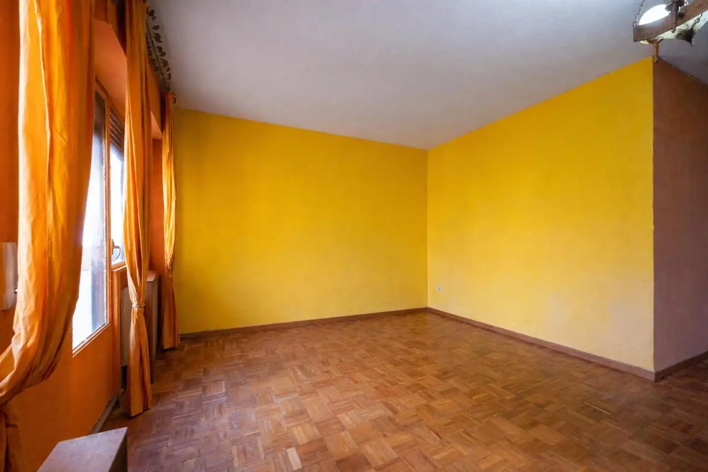 Habitación de Piso en venta en Ávila con Calefacción, Parquet y Terraza