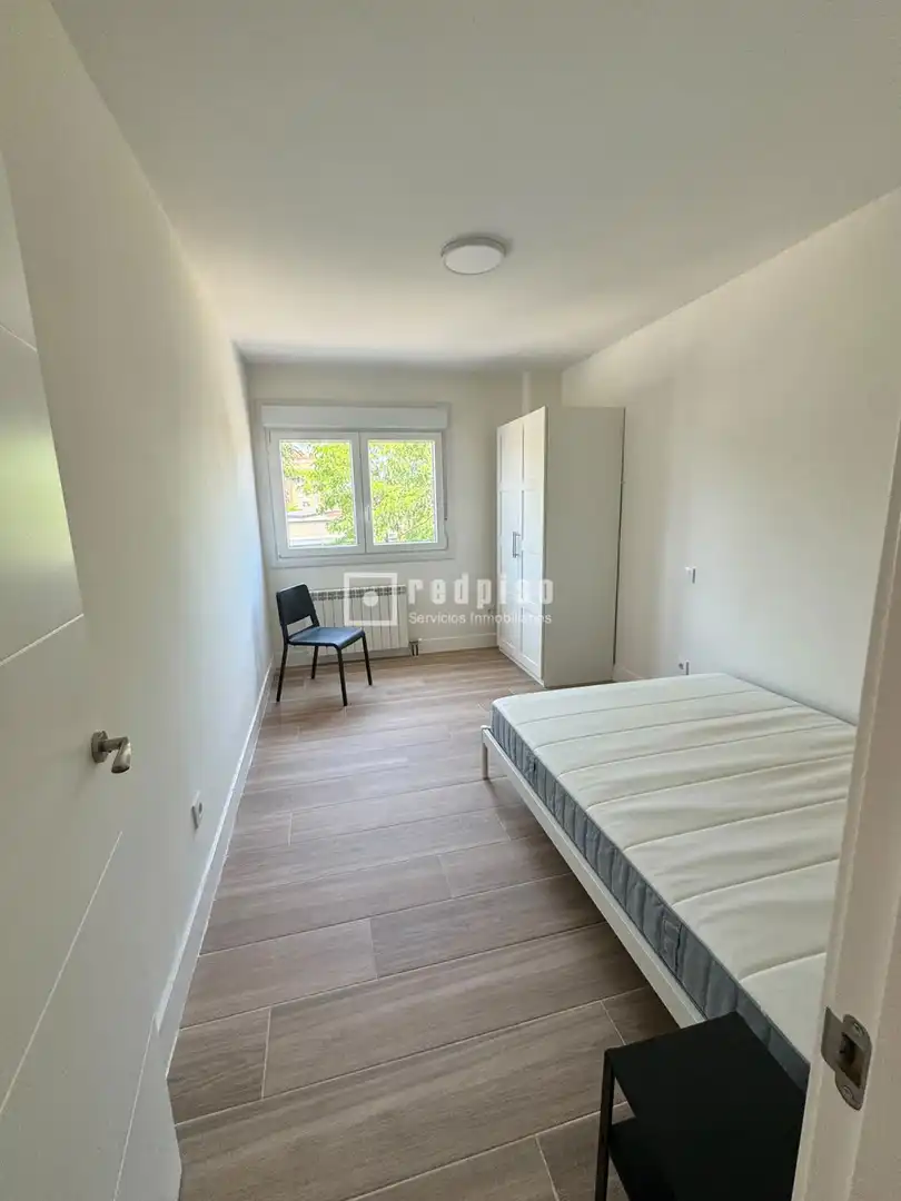 Bedroom of Flat for rent in Talavera de la Reina  with Air Conditioner, Heating and Terrace